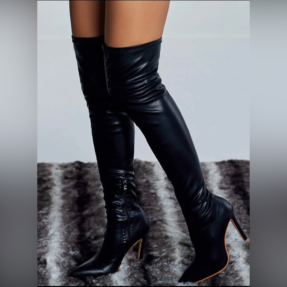 🔥🔥🔥🔥 Awesome over the knee boots , only tried them